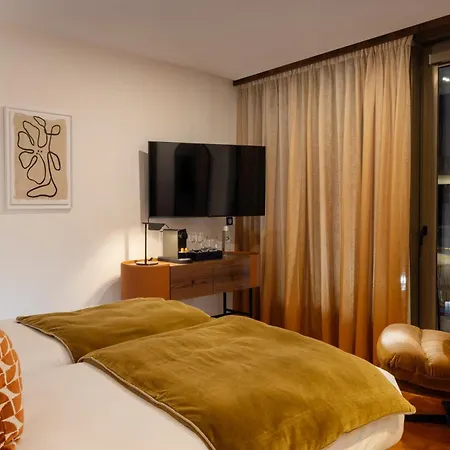 Hotel 56 Bordeaux Handwritten 4*