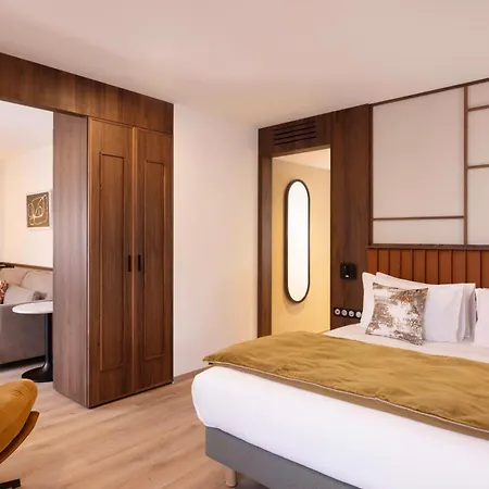 Hotel 56 Bordeaux Handwritten