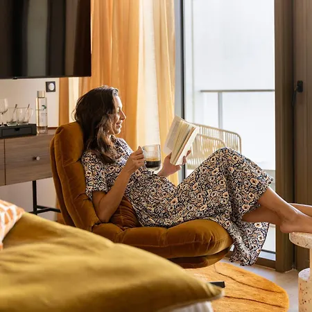 56 - Centre Gare Saint Jean Hotel 4*