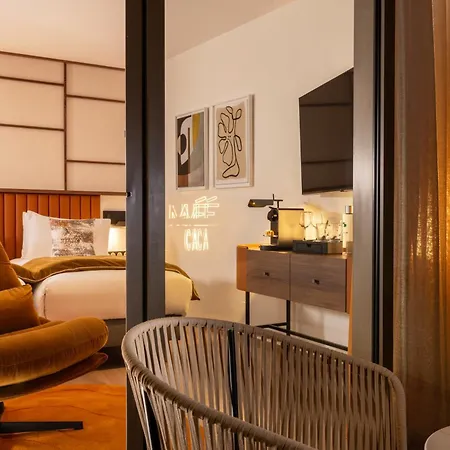 56 - Centre Gare Saint Jean 4* Burdeos