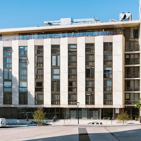 56 - Centre Gare Saint Jean 4* Bordeaux