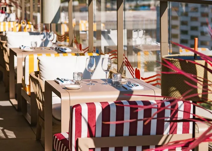 56 - Centre Gare Saint Jean Hotel